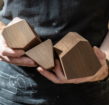 Ini Archibong, Kadamba Gate